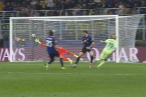 超人！！索默本场表现合集：屡次神扑，加时赛多次极限救险！