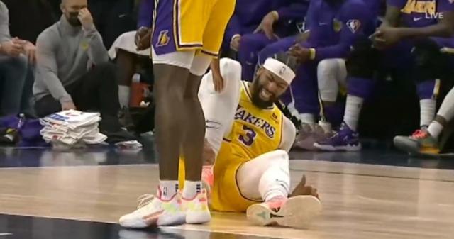 世界赛官网直连-疫情来袭伤病重创浓眉 IT状态出色成湖人唯一慰藉